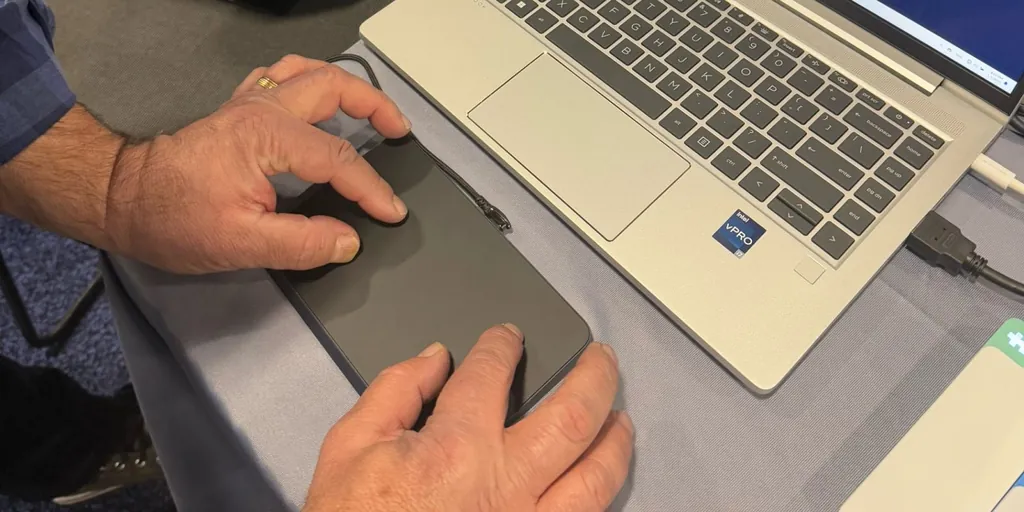 WindowsユーザーはついにAppleのMagic Trackpadの優れた代替品を手に入れたc